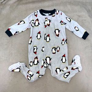 Fleece sleeper with zipper closure! New without tag.